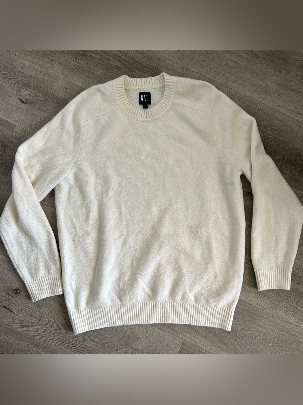 GAP Men Cream Crewneck Jumper
